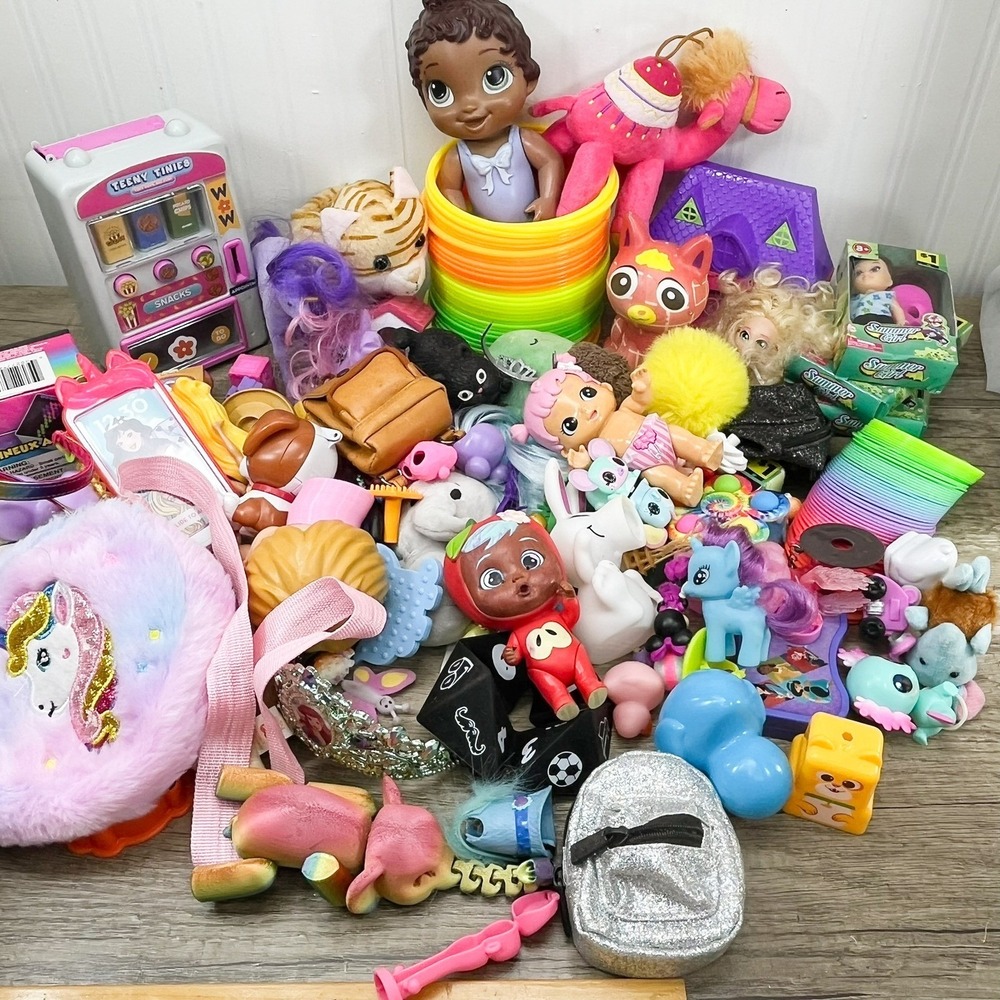 8.5lb Bulk Toy Lot, Bottom of the toy box cleanout, variety toys